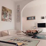 La Casa Rosa