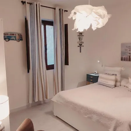 펜션 La Casa Rosa 폰차